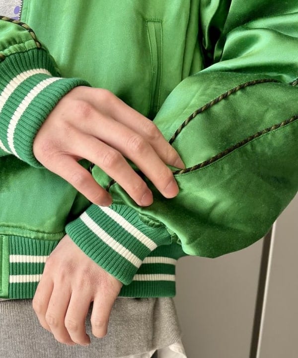 うえきんぐさんの「スカ ジャケット」を使ったコーディネート