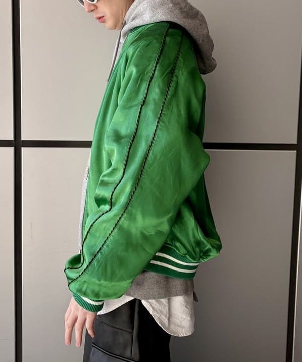 うえきんぐさんの「スカ ジャケット」を使ったコーディネート