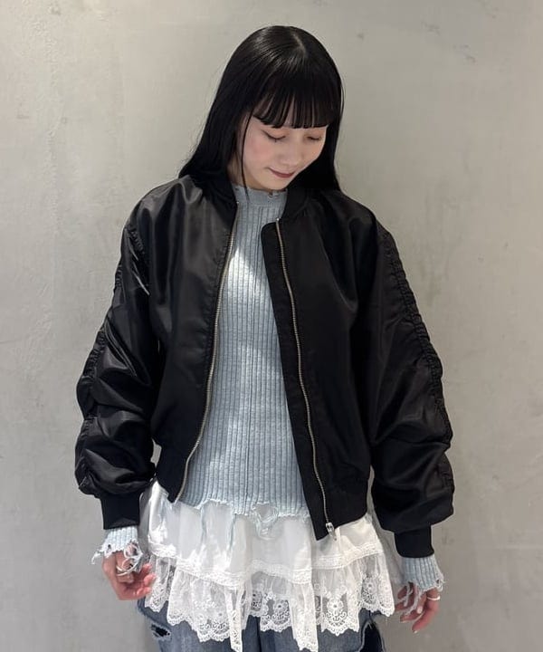 松田 陽茉莉さんの「BEAMS WOMEN｜リブ ダメージ クルーネック トップス」を使ったコーディネート