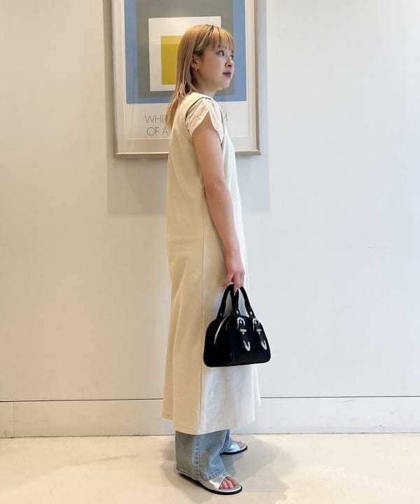 ナカノ アイさんの「BEAMS WOMEN｜シアー シャーリング フレンチスリーブ」を使ったコーディネート