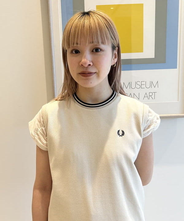 ナカノ アイさんの「BEAMS WOMEN｜シアー シャーリング フレンチスリーブ」を使ったコーディネート