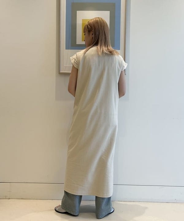 ナカノ アイさんの「BEAMS WOMEN｜シアー シャーリング フレンチスリーブ」を使ったコーディネート