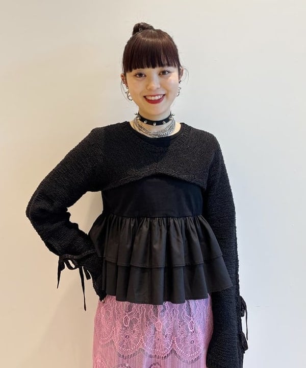 りかちょび/岸本梨佳さんの「BEAMS WOMEN｜ティアード キリカエ クルーネック Tシャツ」を使ったコーディネート