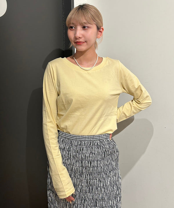 佐藤 亜美さんの「BEAMS WOMEN｜ベーシック ロングスリーブ Tシャツ」を使ったコーディネート