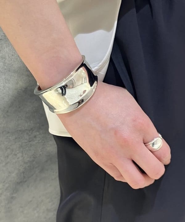 OSUMIさんの「BEAMS WOMEN｜LA TESORINA / SECCHIERO バケツバッグ」を使ったコーディネート