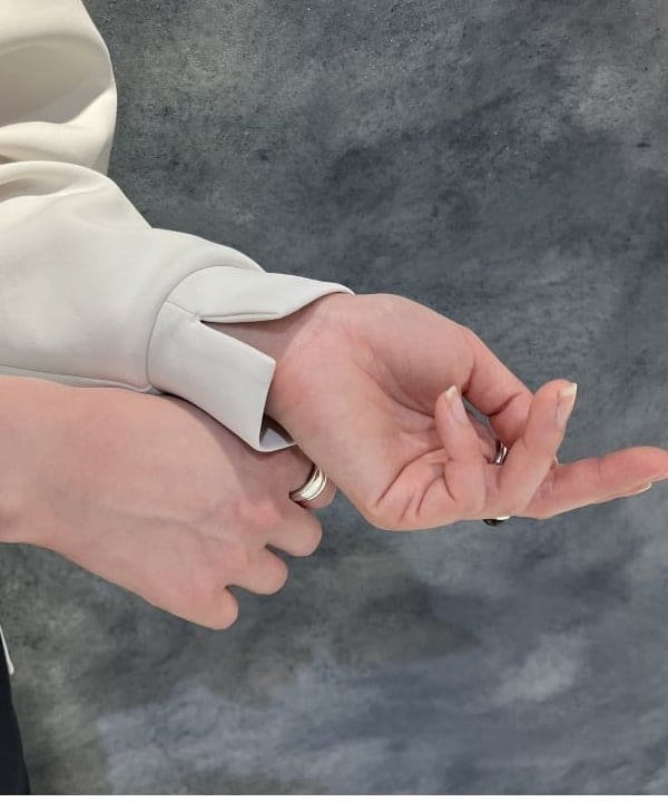 OSUMIさんの「BEAMS WOMEN｜LA TESORINA / SECCHIERO バケツバッグ」を使ったコーディネート