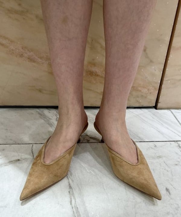 中丸　栞さんの「BEAMS WOMEN｜＆MyuQ / UPIS ショルダーバッグ」を使ったコーディネート