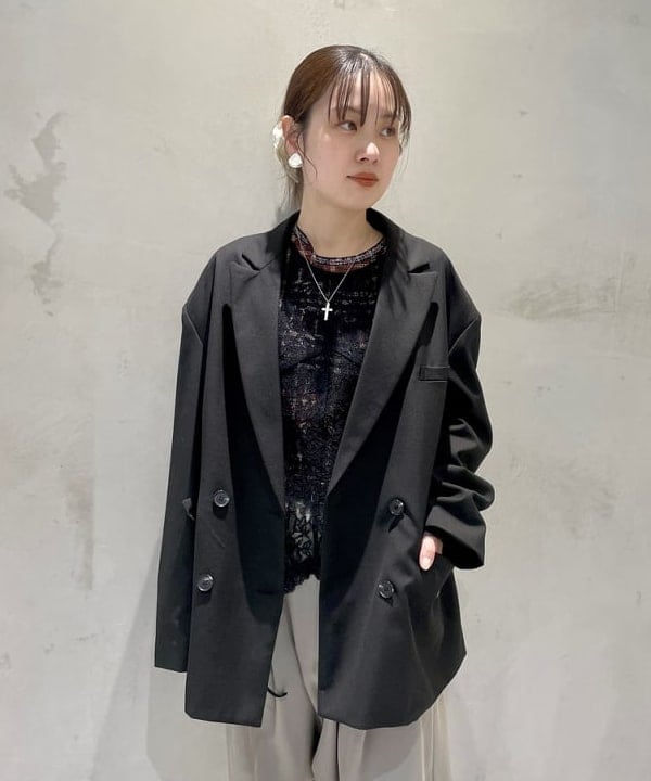 カタヤマ アヤさんの「BEAMS WOMEN｜PHILIPPE AUDIBERT / Mason イヤリング シルバー」を使ったコーディネート