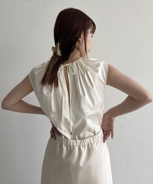 makita mikaさんの「BEAMS WOMEN｜グロス イージースカート .M」を使ったコーディネート