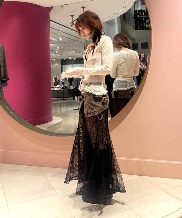 コスゲさんの「BEAMS WOMEN｜レース 2way マーメイド スカート」を使ったコーディネート