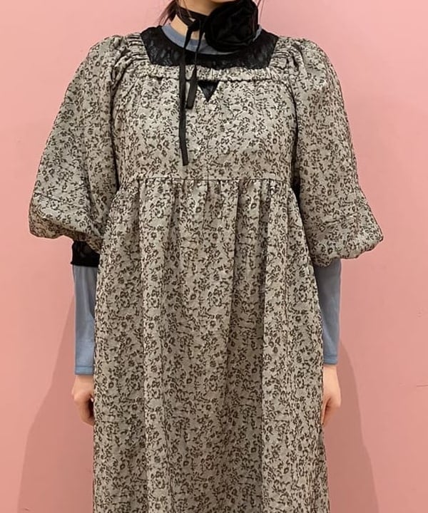 晶さんの「BEAMS WOMEN｜RBS / ティアード スクエアネック ワンピース」を使ったコーディネート