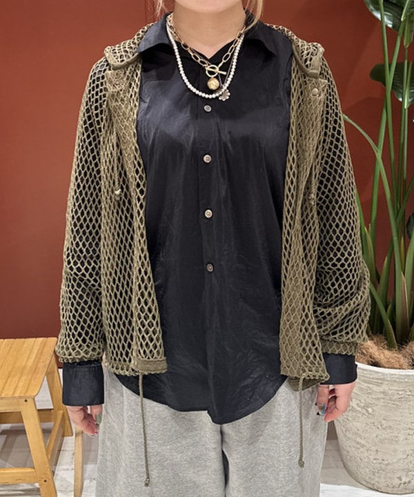 竹村 澄玲さんの「BEAMS WOMEN｜ビッグ メッシュ フーディー」を使ったコーディネート