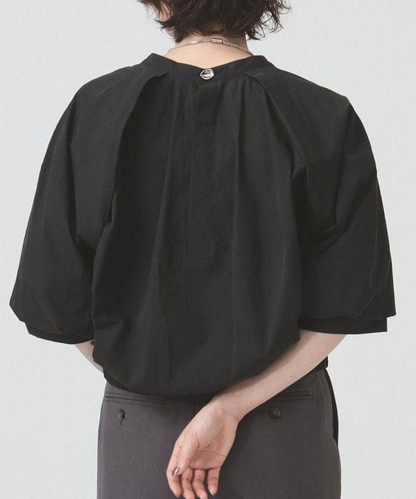 saori KATOさんの「BEAMS WOMEN｜RBS / ハーフスリーブ バルーン ブラウス」を使ったコーディネート