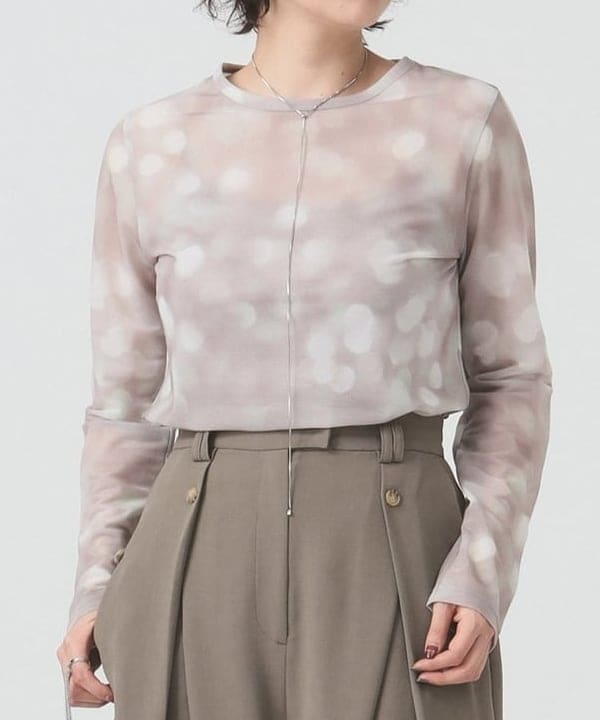 saori KATOさんの「BEAMS WOMEN｜RBS / シアー ドット プリント Tシャツ」を使ったコーディネート