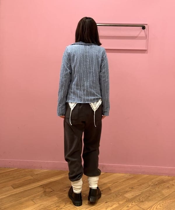 リズさんの「BEAMS WOMEN｜ストライプ シャーリング ジップ シャツ」を使ったコーディネート