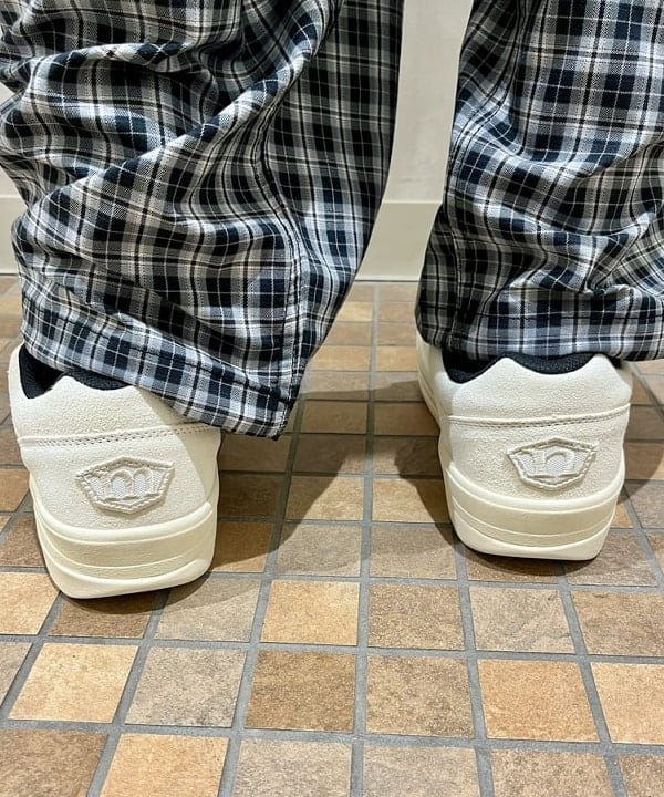 トラ吉さんの「BEAMS WOMEN｜ヘザー メッシュ クルーネックニット」を使ったコーディネート
