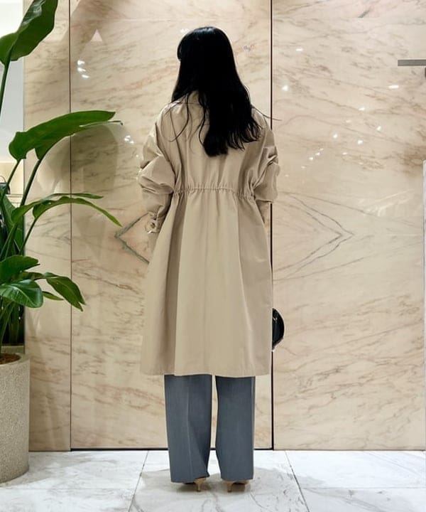 中丸　栞さんの「BEAMS WOMEN｜18G リブ クルーネック カーディガン」を使ったコーディネート