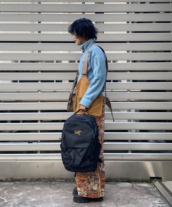オカモト ミサキさんの「BEAMS WOMEN｜maturely / ゴート スエード ノーバッグ ベスト」を使ったコーディネート