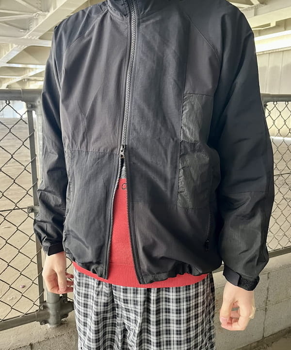 高遠 恒巳さんの「BEAMS WOMEN｜クレイジー トラックトップ ブルゾン」を使ったコーディネート