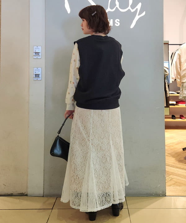 saori KATOさんの「BEAMS WOMEN｜レース アップ ミニ バッグ」を使ったコーディネート