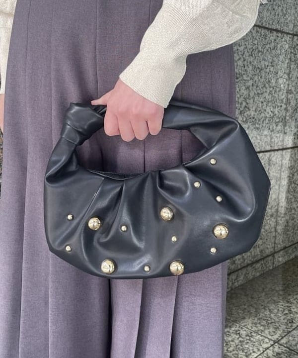 加歩さんの「BEAMS WOMEN｜RBS / モチーフ ミニ バッグ」を使ったコーディネート