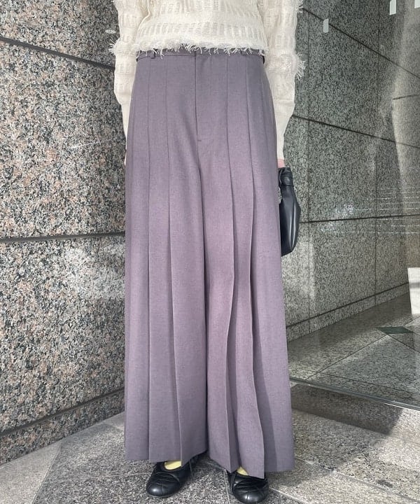 加歩さんの「BEAMS WOMEN｜RBS / モチーフ ミニ バッグ」を使ったコーディネート