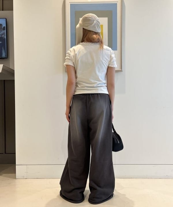 ナカノ アイさんの「BEAMS WOMEN｜ボーダー レース スリーブ Tシャツ」を使ったコーディネート