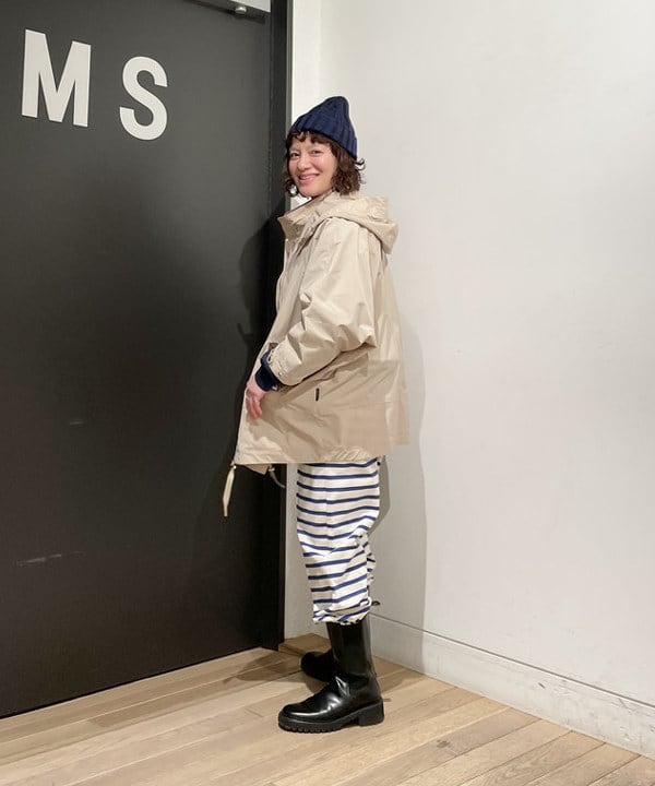 IZUMI MAYUMIさんの「BEAMS WOMEN｜WOOLRICH / SUMMER ANORAK ブルゾン」を使ったコーディネート