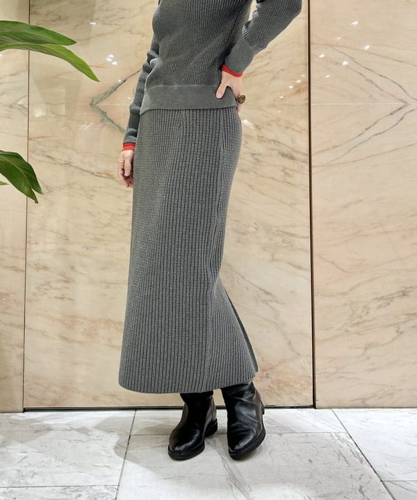佐藤 美樹さんの「BEAMS WOMEN｜AK+1 / ワッフル ロングスリーブ プルオーバー」を使ったコーディネート