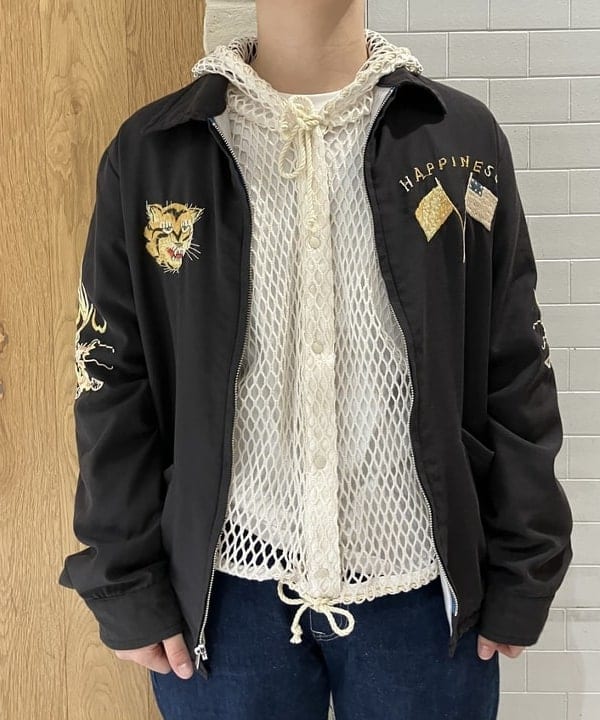 赤羽 花さんの「BEAMS WOMEN｜テーラー東洋 / Mid 1960s Style Cotton Rayon Vietnam Jacket」を使ったコーディネート