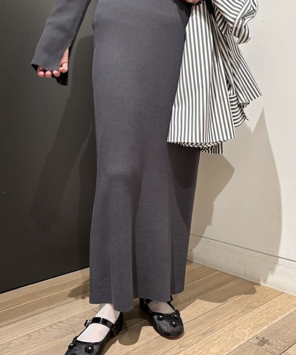 makita mikaさんの「BEAMS WOMEN｜コットンアセテート フレアスリーブ ワンピース」を使ったコーディネート