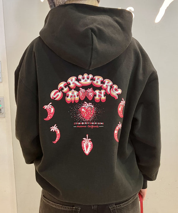 イトウミサキさんの「BEAMS WOMEN｜BEAMS / ワイドフィット デニムパンツ」を使ったコーディネート