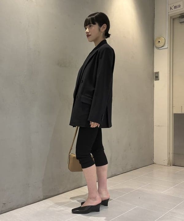 野村 美紅さんの「BEAMS WOMEN｜Oggi × Demi-Luxe BEAMS / ボクシー テーラードジャケット」を使ったコーディネート