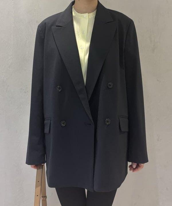 野村 美紅さんの「BEAMS WOMEN｜Oggi × Demi-Luxe BEAMS / ボクシー テーラードジャケット」を使ったコーディネート