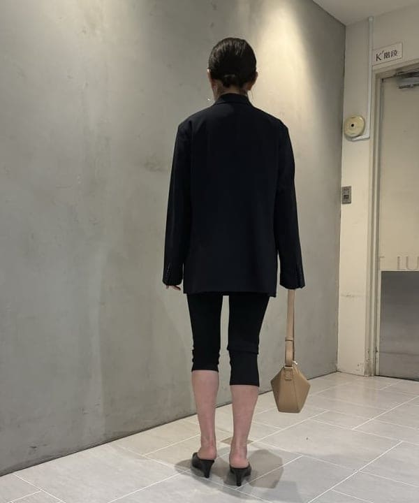 野村 美紅さんの「BEAMS WOMEN｜Oggi × Demi-Luxe BEAMS / ボクシー テーラードジャケット」を使ったコーディネート