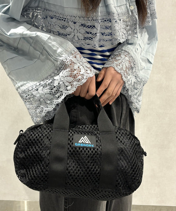 み　う　ちさんの「BEAMS WOMEN｜【別注】GRAMICCI / ワイド デニム 25SS」を使ったコーディネート