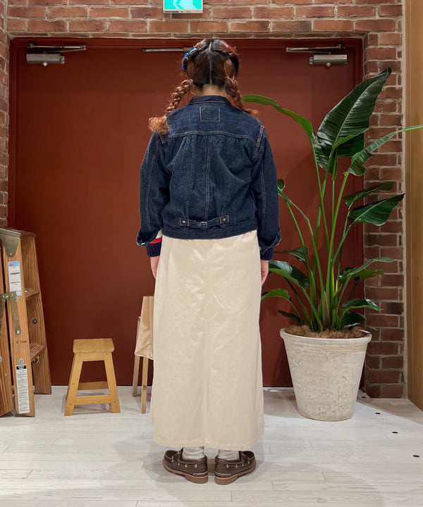 エノモト アミさんの「BEAMS WOMEN｜コットン ツイル マリン ワンピース」を使ったコーディネート