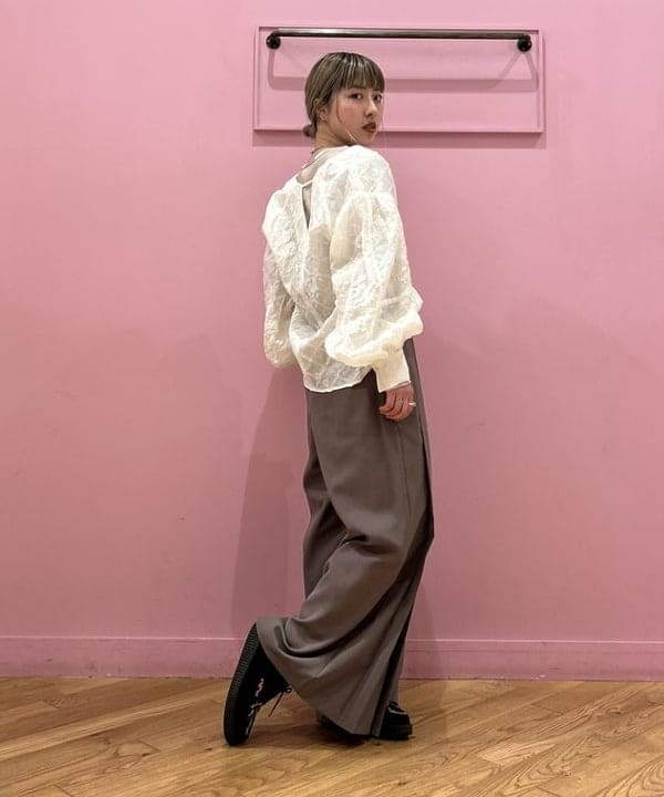 シオンさんの「BEAMS WOMEN｜RBS / シアー ドット プリント Tシャツ」を使ったコーディネート