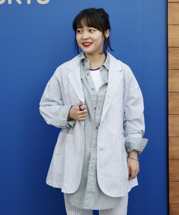 ナガオカ サキさんの「BEAMS WOMEN｜タイプライター USN ビッグシャツ」を使ったコーディネート