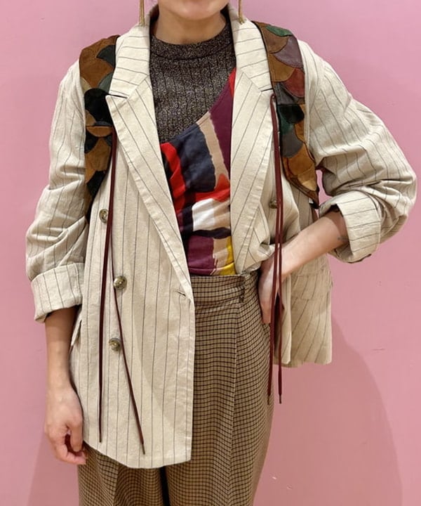 中村 ほのかさんの「BEAMS WOMEN｜ピンストライプ ダブル ジャケット」を使ったコーディネート
