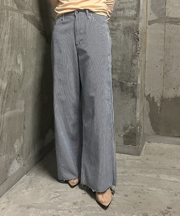 前田 優衣さんの「BEAMS WOMEN｜maturely / カシュクール ストラップ ロング スリーブ」を使ったコーディネート