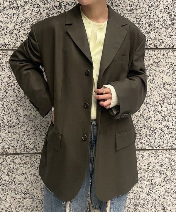 多田 日奈子さんの「BEAMS WOMEN｜＆MyuQ / UPIS ショルダーバッグ」を使ったコーディネート