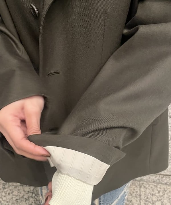 多田 日奈子さんの「BEAMS WOMEN｜＆MyuQ / UPIS ショルダーバッグ」を使ったコーディネート