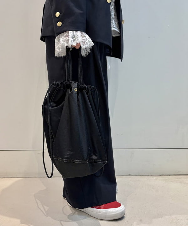 SHINAGAWAさんの「BEAMS WOMEN｜maturely / ディープ タック ワイド スラックス」を使ったコーディネート