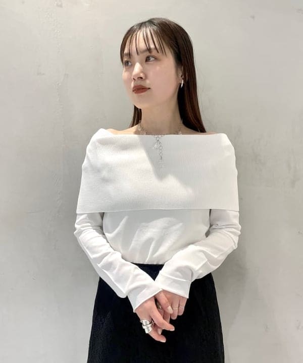カタヤマ アヤさんの「BEAMS WOMEN｜manipuri / トルクメン スカーフ」を使ったコーディネート