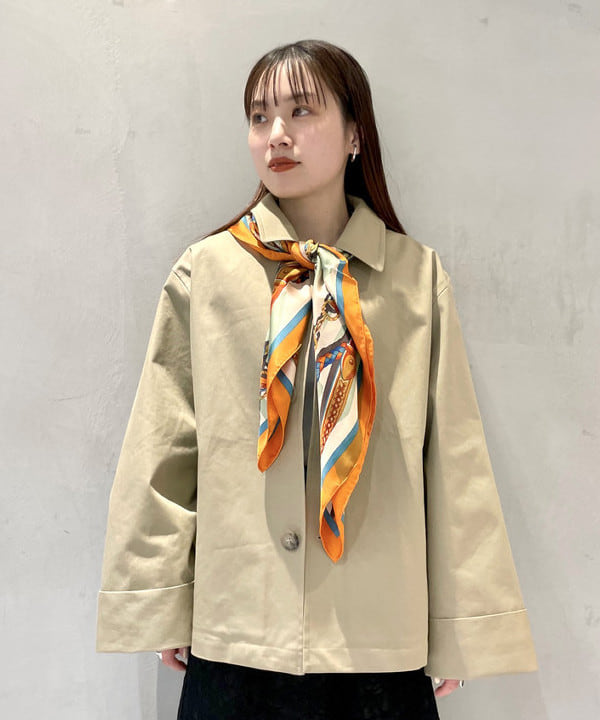 カタヤマ アヤさんの「BEAMS WOMEN｜manipuri / トルクメン スカーフ」を使ったコーディネート