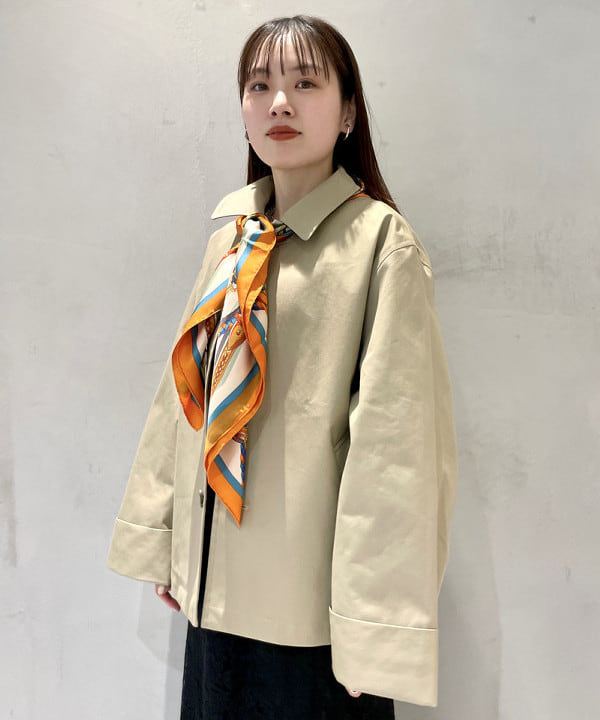 カタヤマ アヤさんの「BEAMS WOMEN｜manipuri / トルクメン スカーフ」を使ったコーディネート