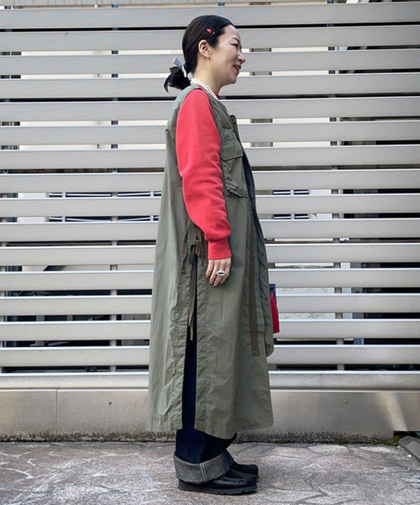 コウリキ　マミさんの「BEAMS WOMEN｜ミリタリー サイドリボン ノースリーブ ワンピース」を使ったコーディネート