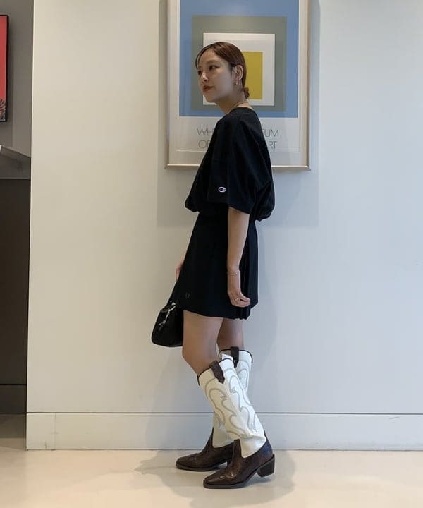 れいなさんの「BEAMS WOMEN｜【別注】FRED PERRY / Pleated Shorts」を使ったコーディネート