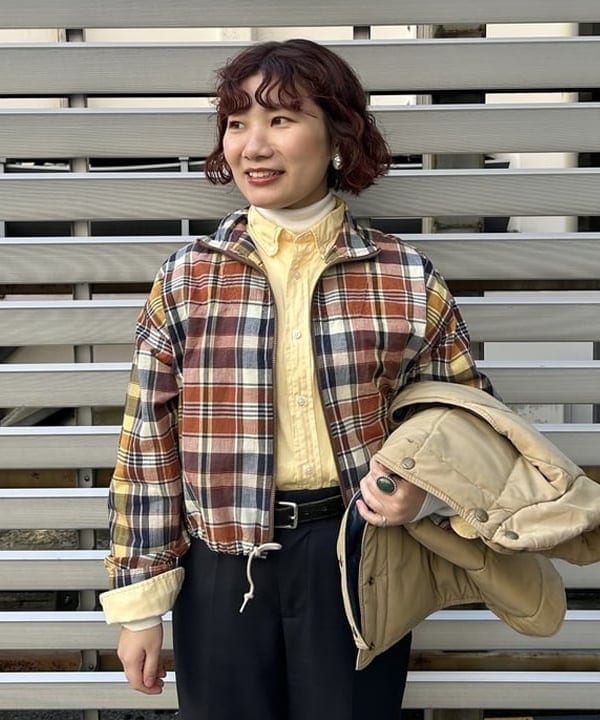 まつむさんの「BEAMS WOMEN｜BEAMS BOY / ポリエステル ウール シンチ バック スラックス」を使ったコーディネート